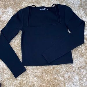 WOMENS ABERCOMBIE & FITCH NWT SOFT A&F COLLECTION BLACK LONG SLEEVE ATHLETIC TEE